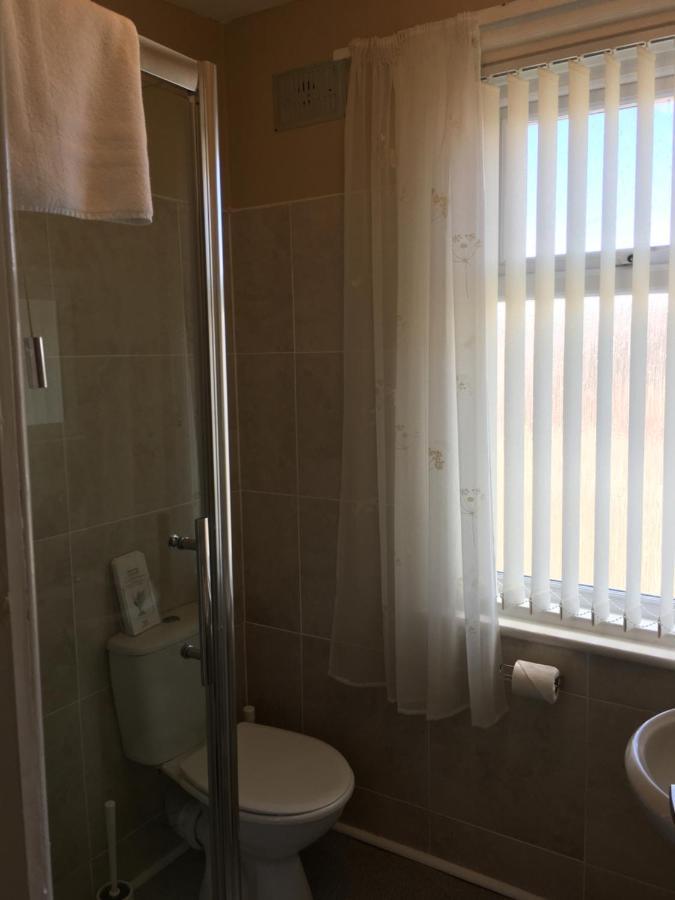 Glenheath Hotel Blackpool Bagian luar foto