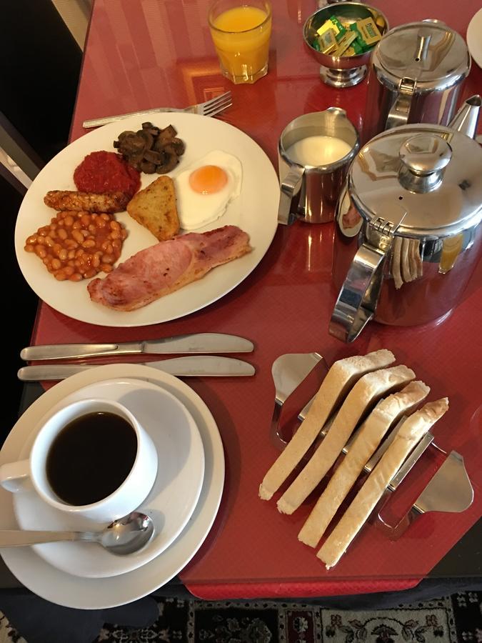 Glenheath Hotel Blackpool Bagian luar foto