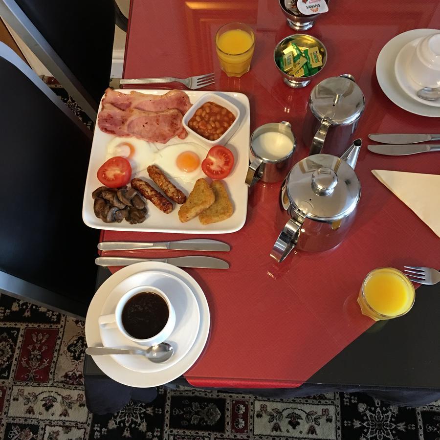 Glenheath Hotel Blackpool Bagian luar foto