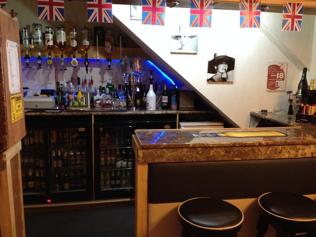 Glenheath Hotel Blackpool Bagian luar foto