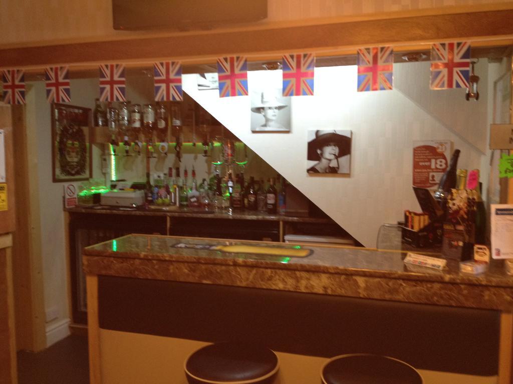 Glenheath Hotel Blackpool Bagian luar foto